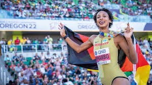 攀登巅峰《无主王座》小游戏通天塔挑战！